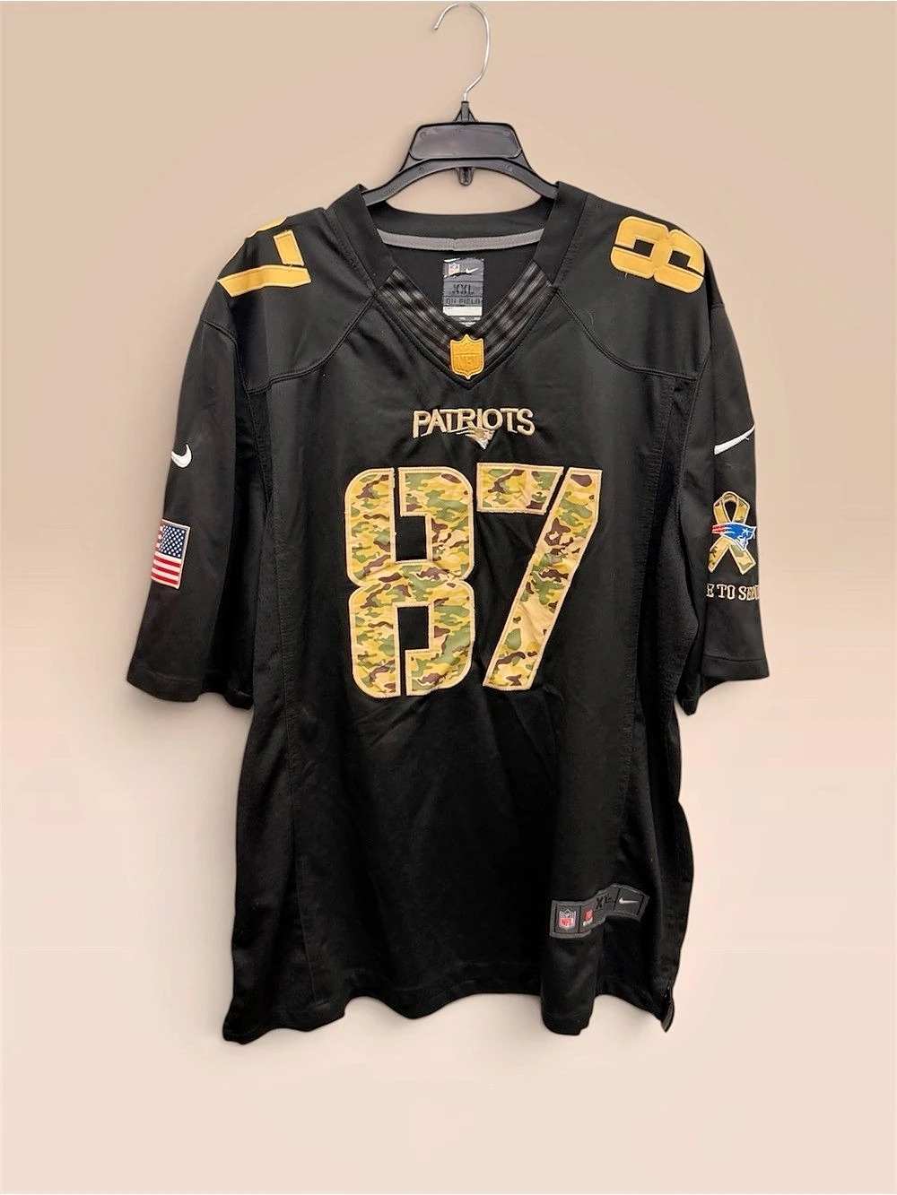 Nike “Salute To Service” Gronkowski #87 Patriots Black & Gold Men's XXL Jersey